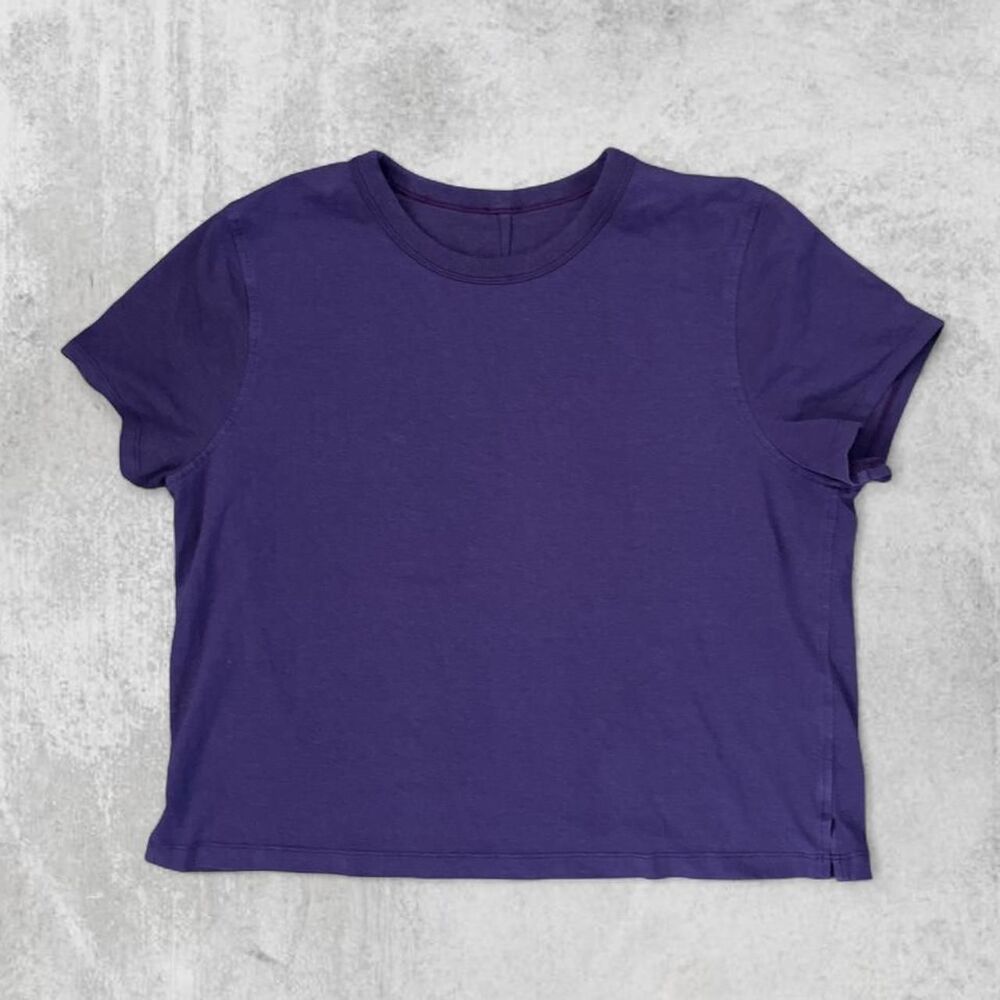 Lululemon Purple Short Sleeve Tee | Women’s Athletic Performance Top Size Small